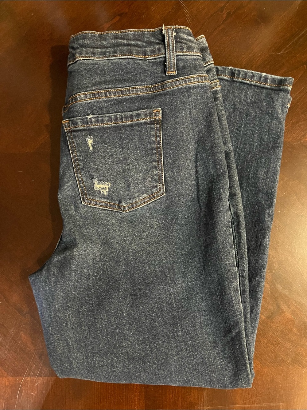 Mid Rise Jeans - Picture 4 of 4